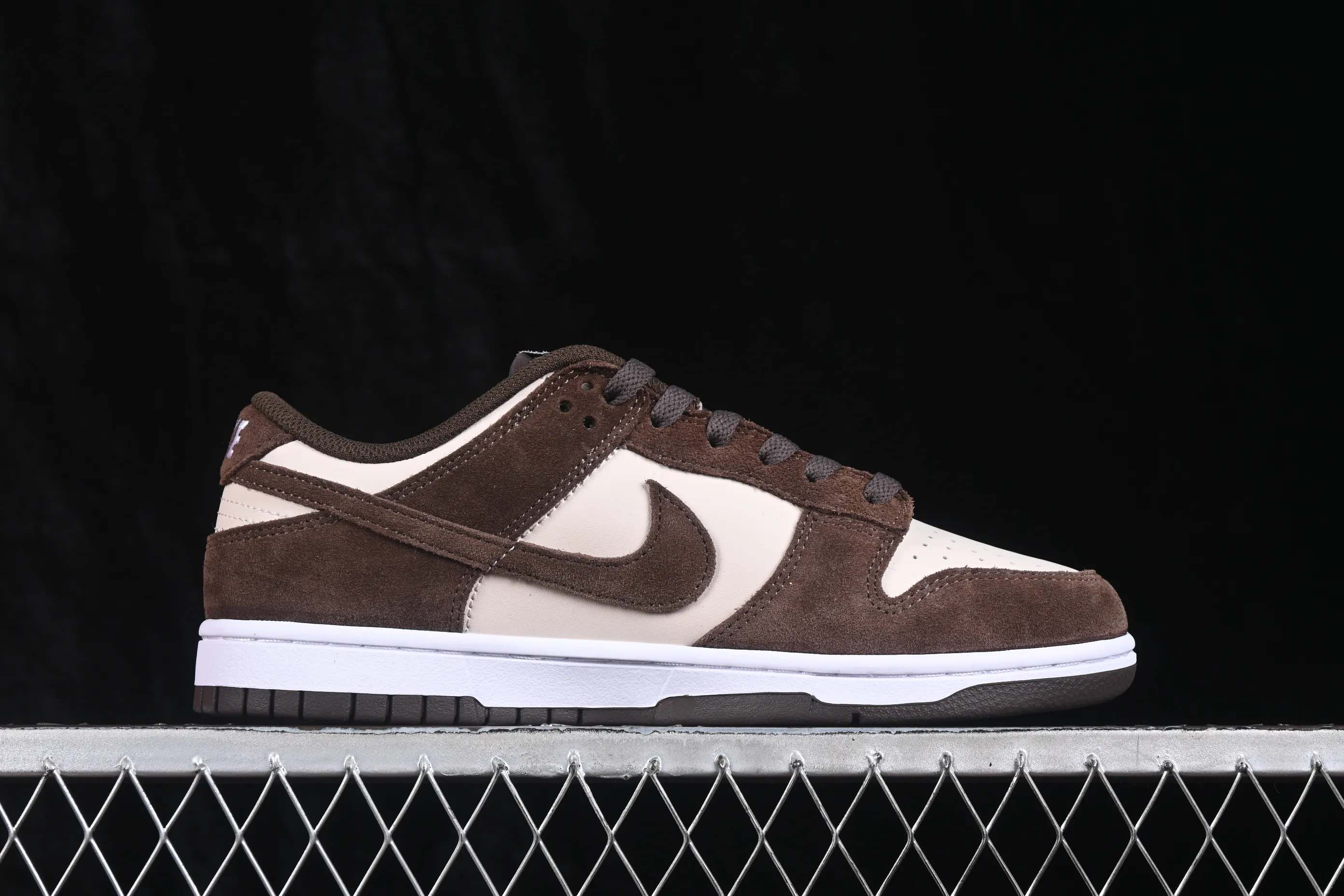 All Categories Nk SB Dunk Series Nk SB Dunk Low Low-top sneakers Nike SB Dunk Low Year of the Horse Brown Low-top casual sneakers IO4244-102
